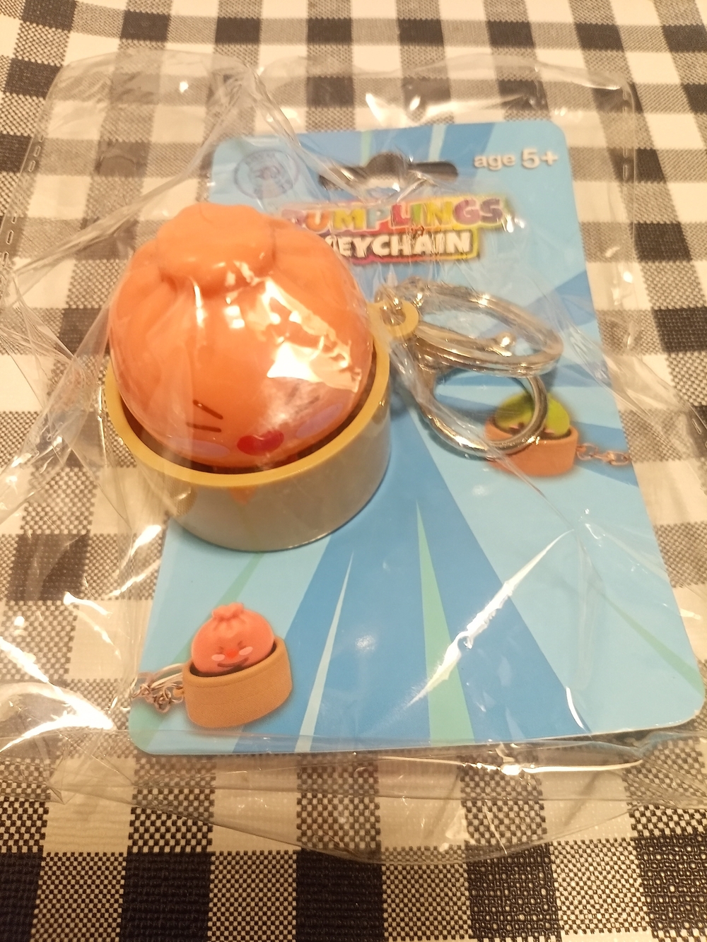 Dumpling Keychain - Picture 2 of 4